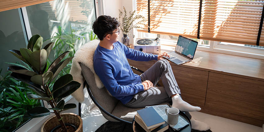 Top 6 Reasons to Buy Work from Home Tech 2022